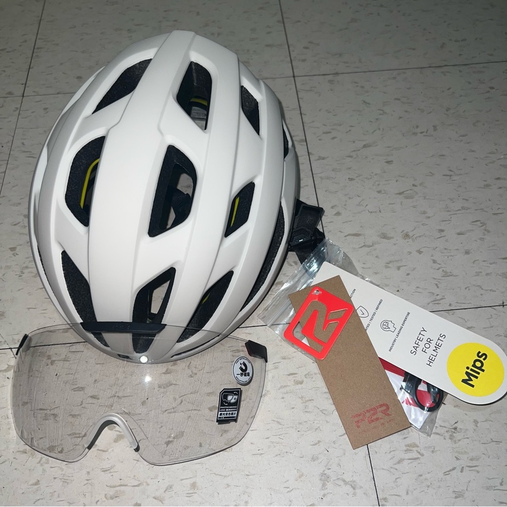 PRP A20 Bicycle helmet with Visor